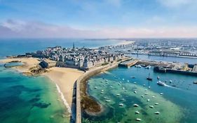 Maisonnette,100m mer, proche St Malo/Cancale, WIFI